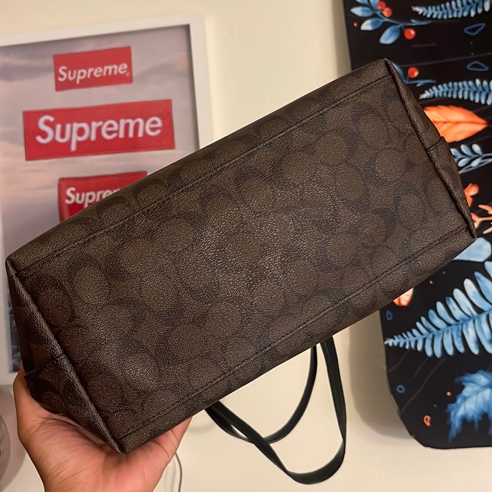 Limited Edition Coach Taxi Bag - Picture 16 of 16